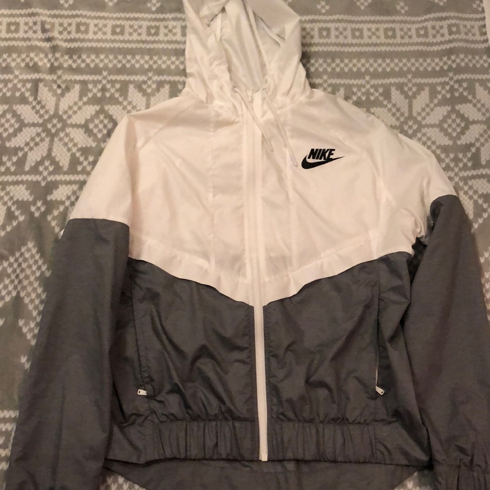 Nike windbreaker